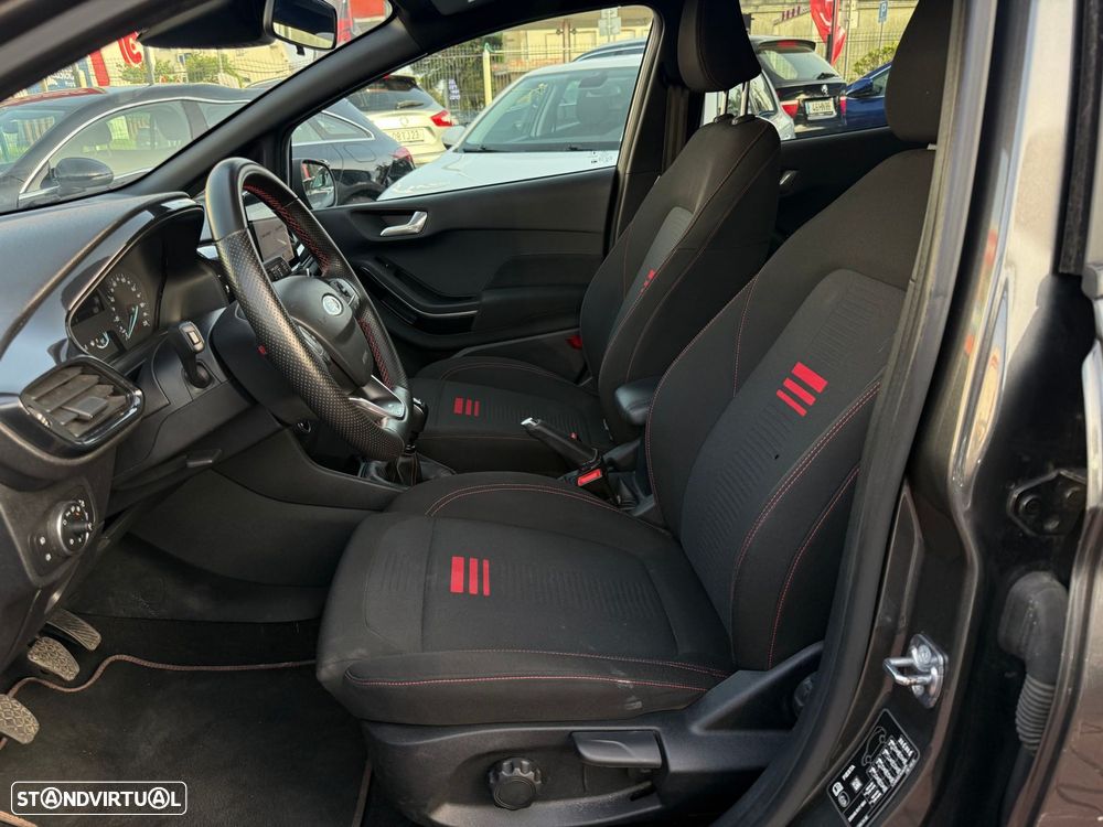 Ford Fiesta 1.0 EcoBoost ST-Line - 24