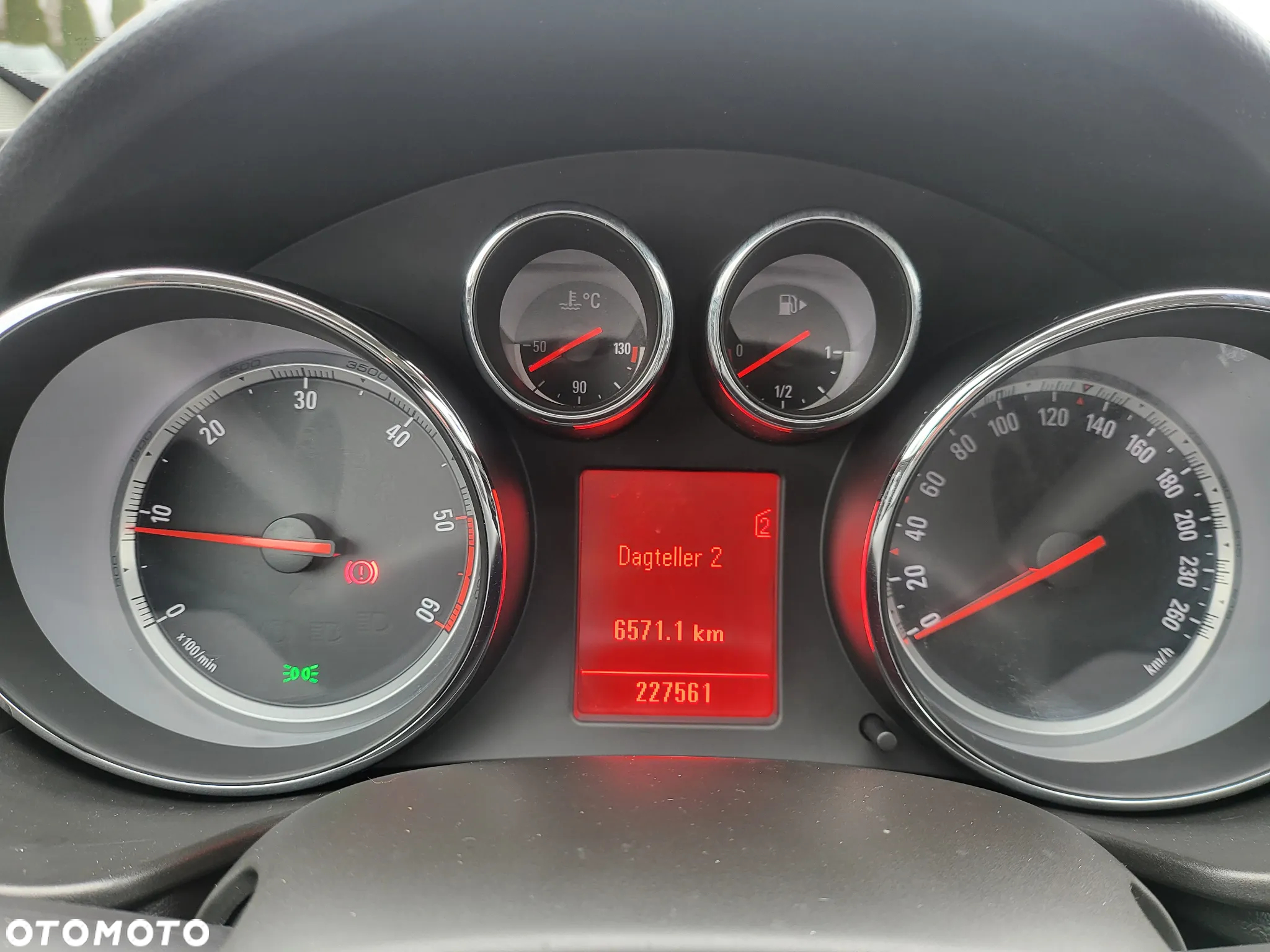 Opel Insignia - 20