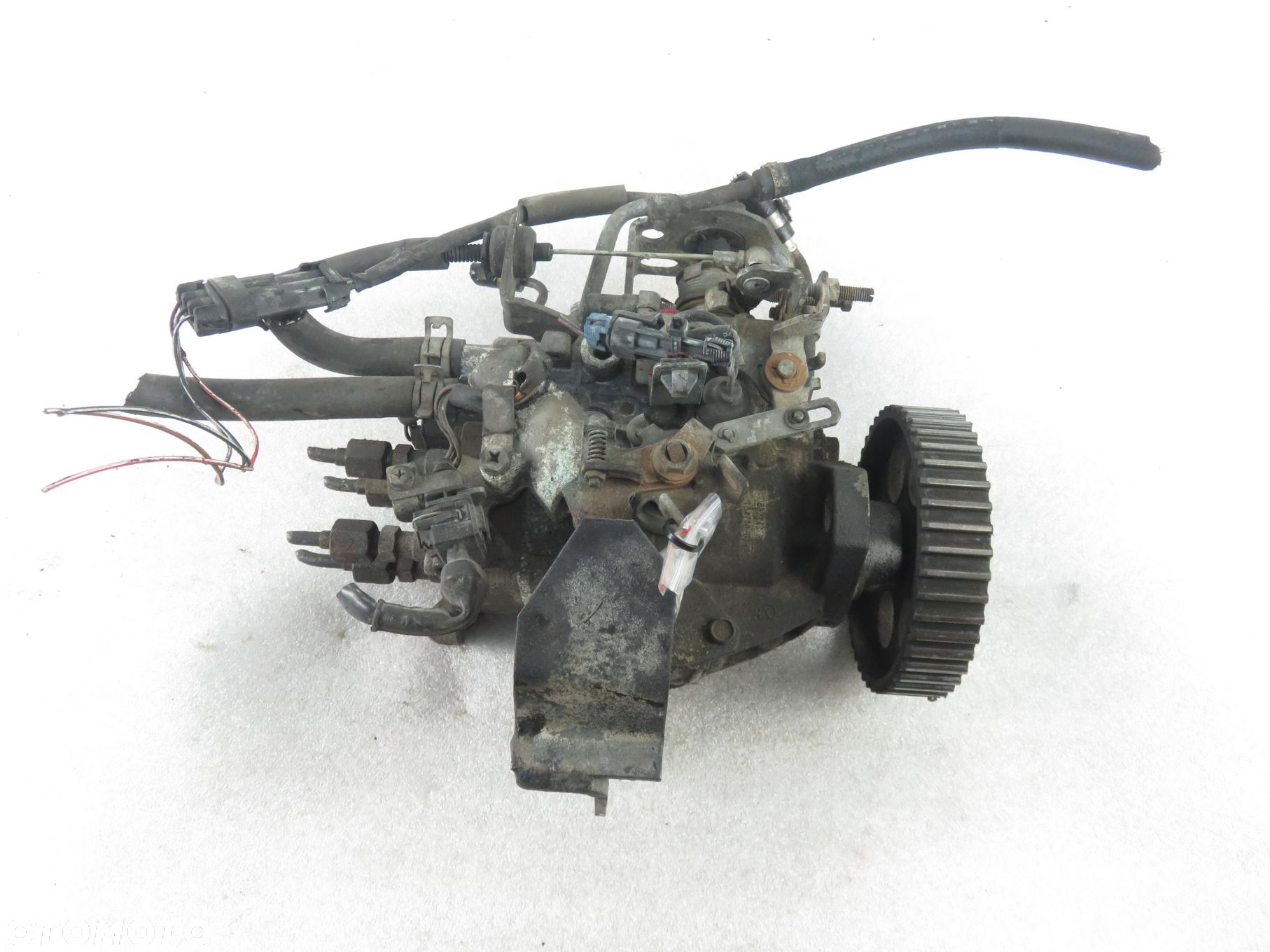POMPA WTRYSKOWA OPEL CORSA B 1.7 D - 17 D (4EE1) 9460620023 - 11