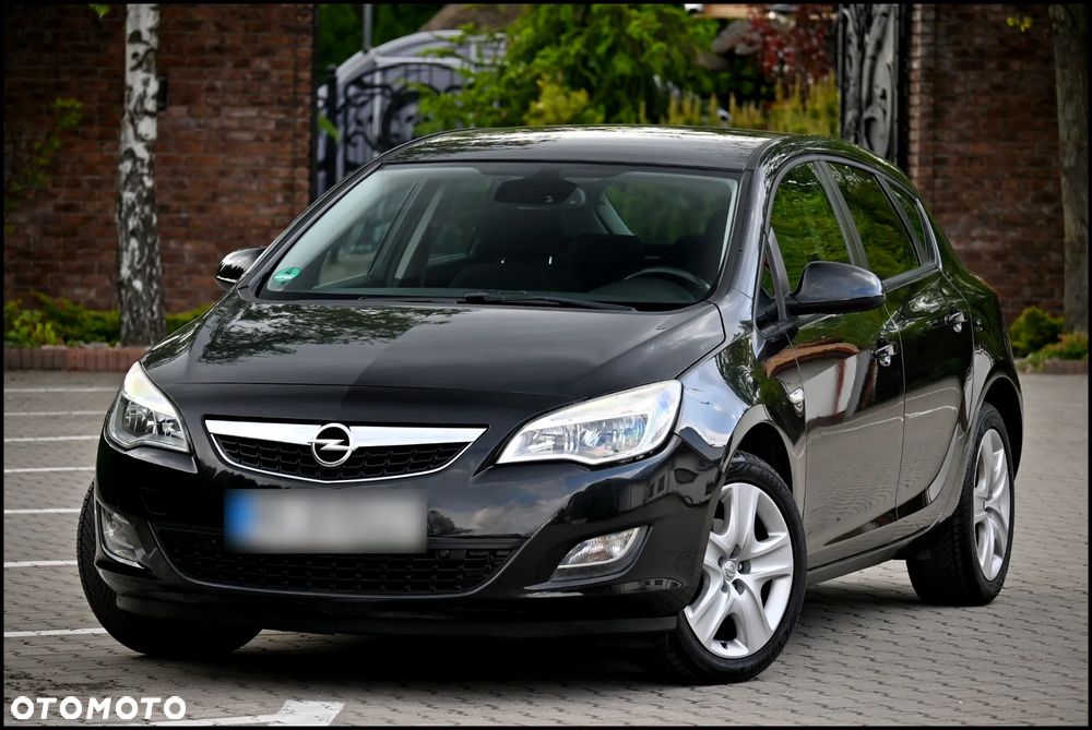 Opel Astra 1.4 T Enjoy - 1
