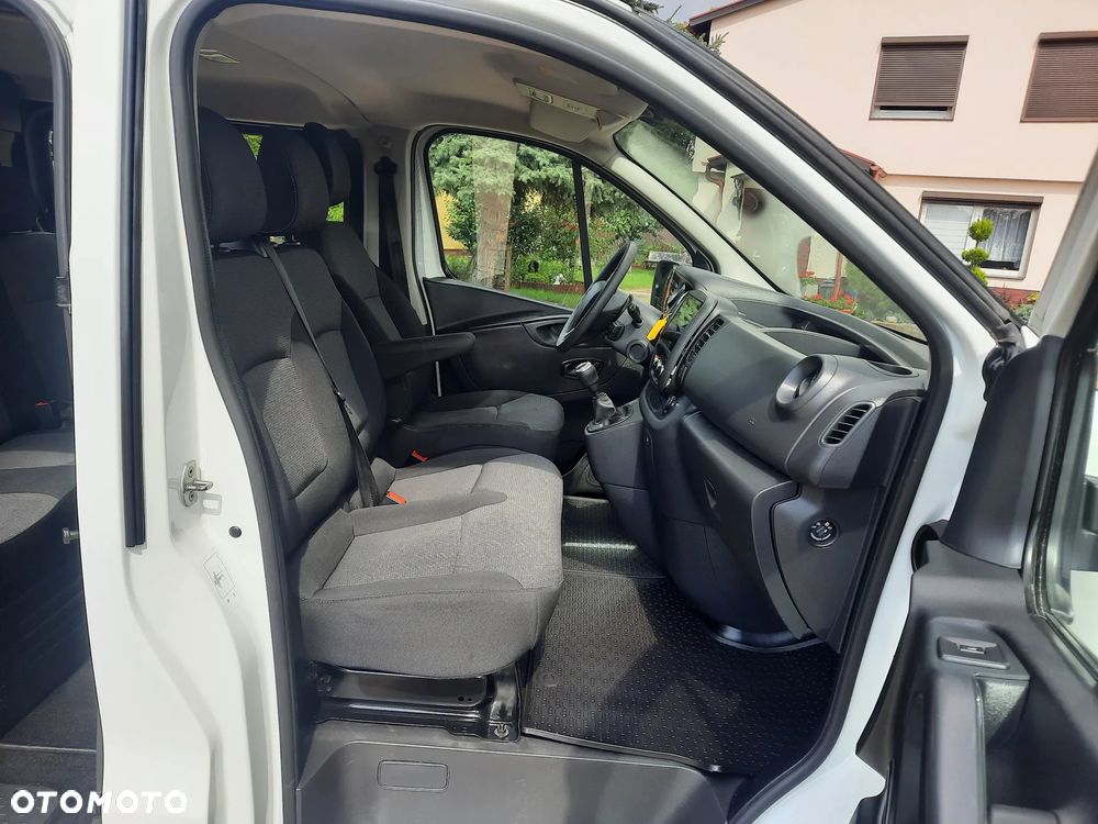 Renault Trafic Brygadówka - 21