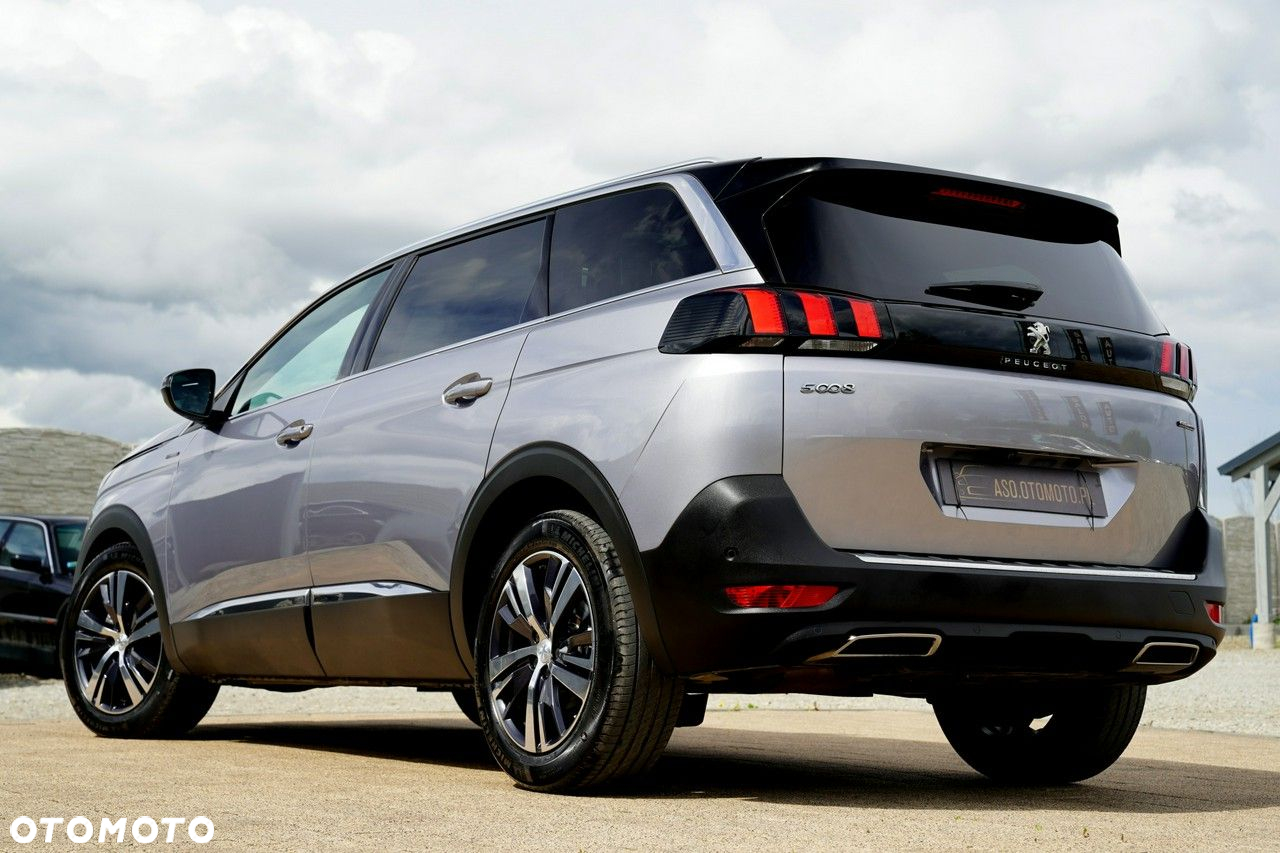 Peugeot 5008 - 11