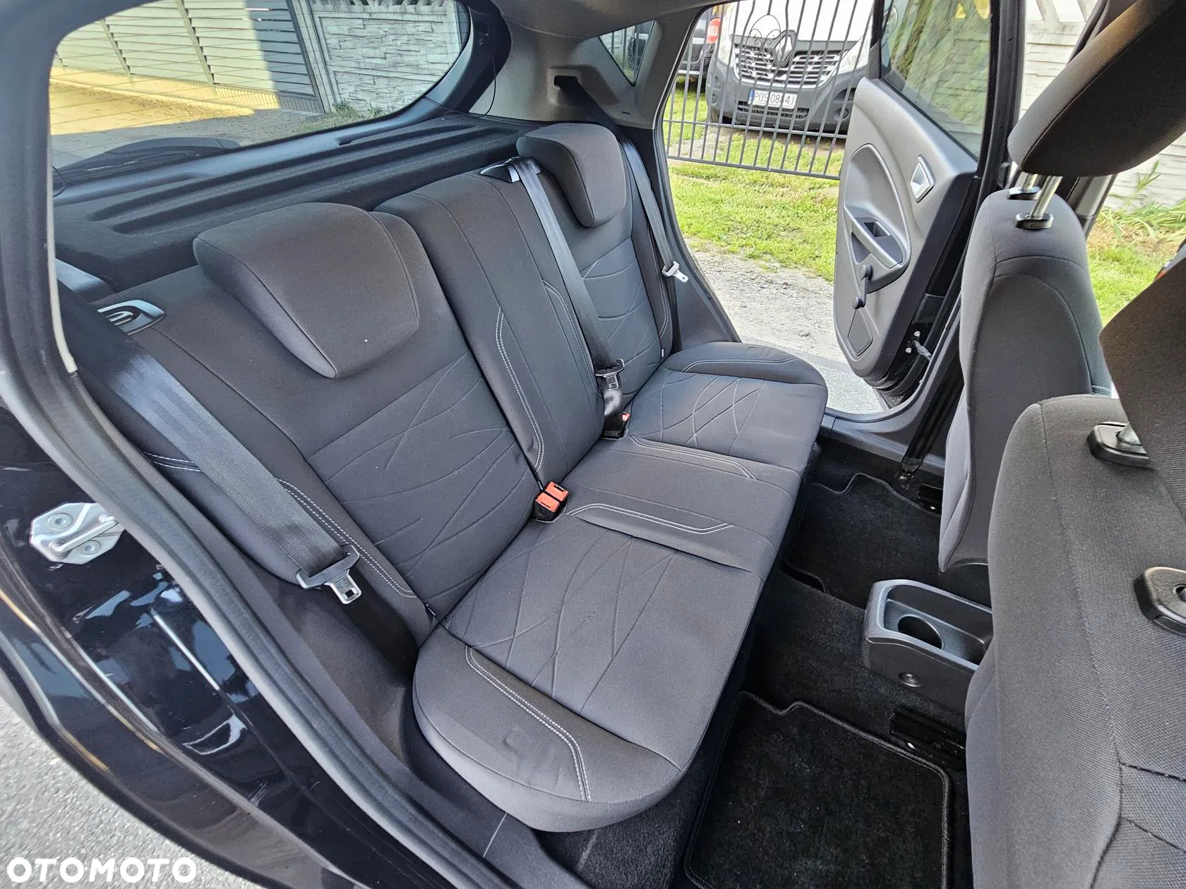 Ford Fiesta 1.0 Trend - 27
