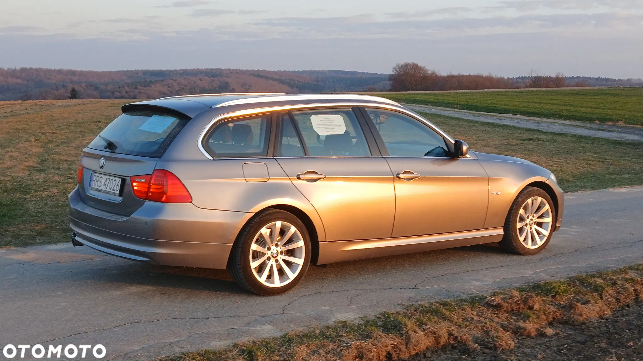 BMW Seria 3 330d xDrive DPF Touring - 8