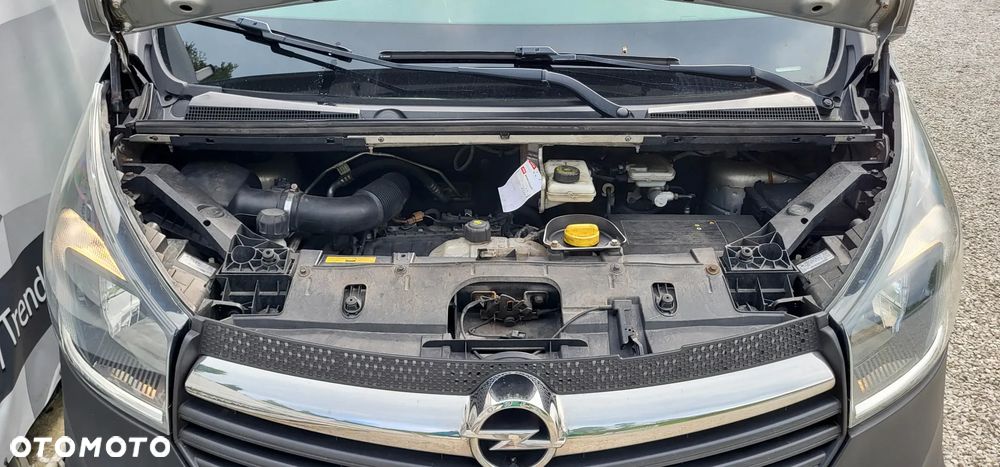 Opel Vivaro - 17