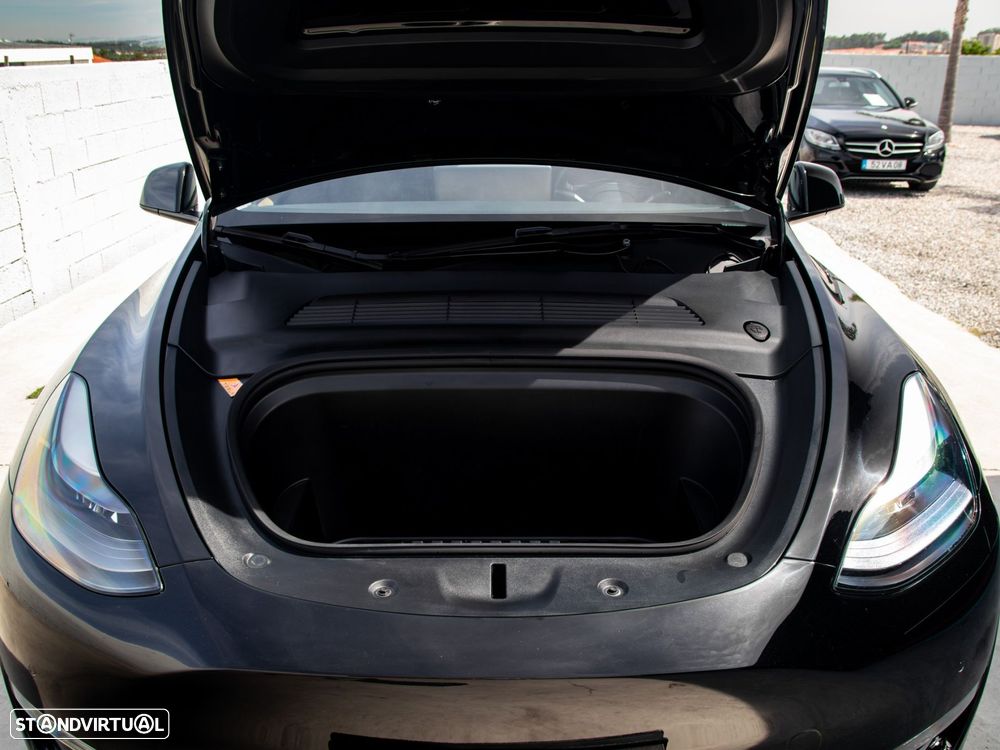 Tesla Model Y Long Range Tração Integral - 36