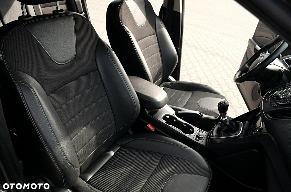 Ford Kuga - 20