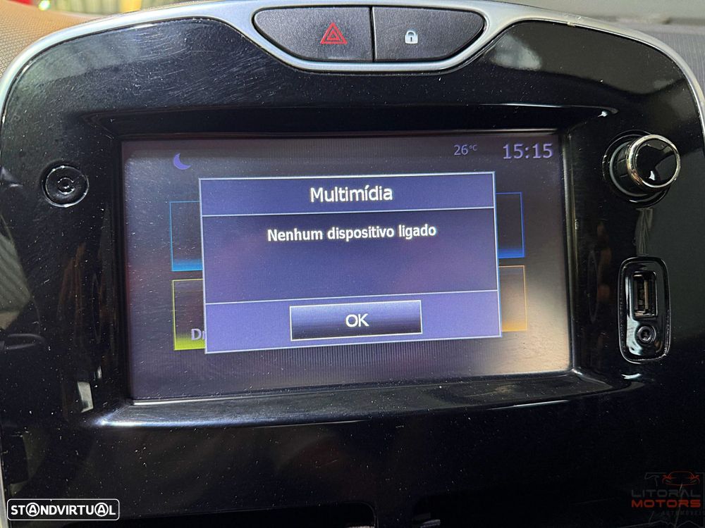 Renault Clio Sport Tourer 1.5 dCi Zen - 29