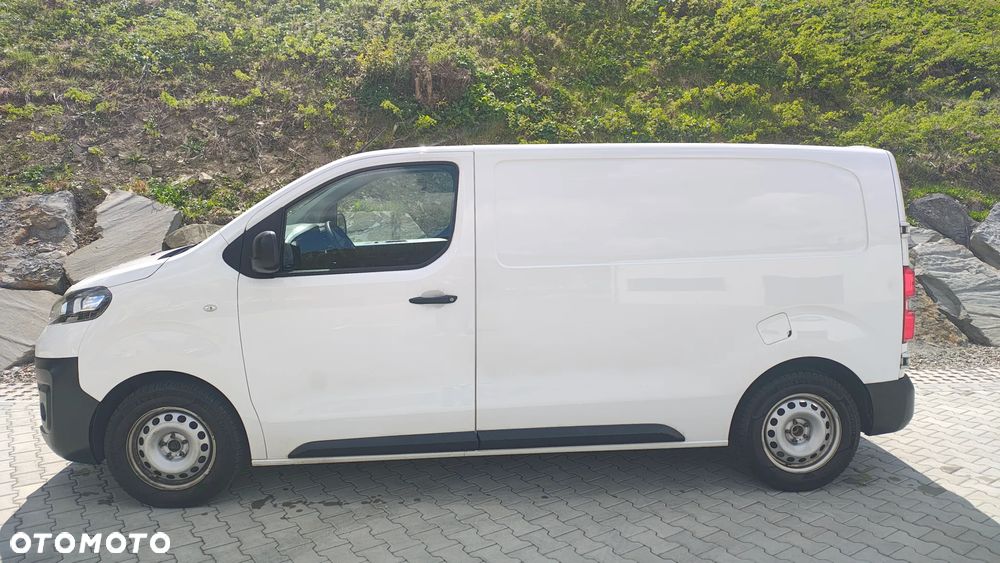 Opel Vivaro - 26