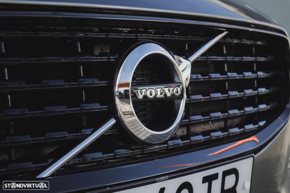 Volvo V60 2.0 T6 AWD TE R-Design - 10