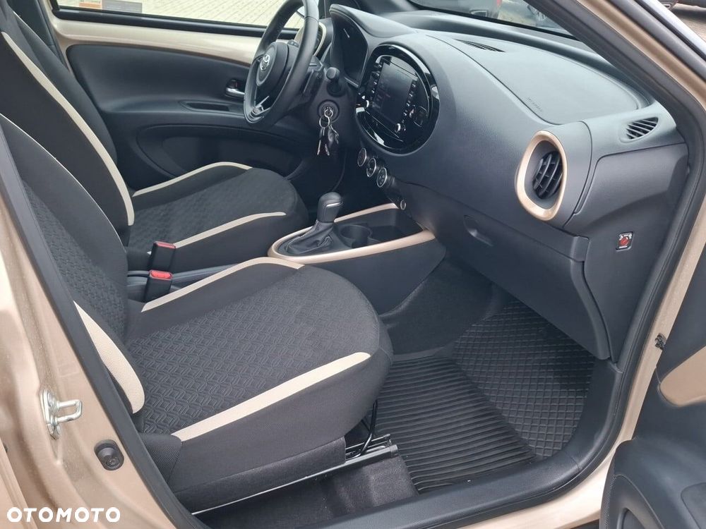 Toyota Aygo X 1.0 VVT-i Style CVT - 22