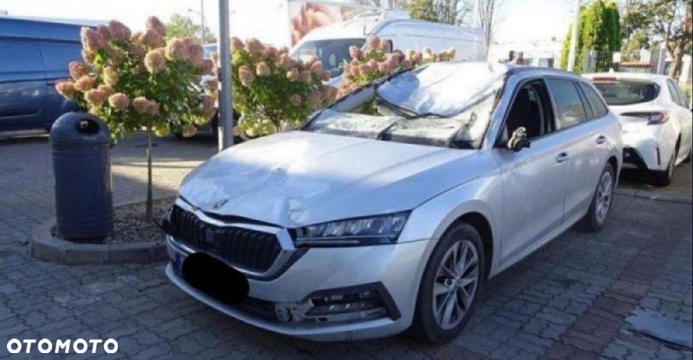 Skoda Octavia - 2