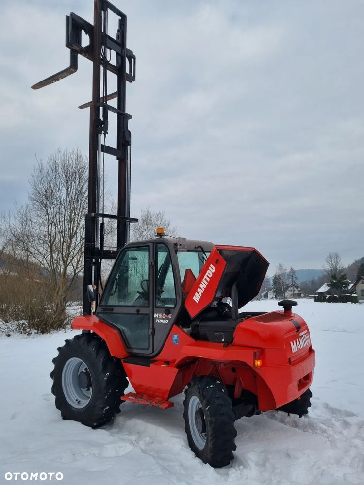 Manitou M30-4 T Wózek Widłowy 4X4 TERENOWY JAK NOWY! 2013r z Norwegii. Silnik PERKINS TURBO 100KM! DEKRA do 2026roku! 3 tony Udzwig! Posuw wideł Hydrauliczny! Jazda REWERS+4 biegi. Ani deka luzów czy wycieków! Zadbana Maszyna! - 23