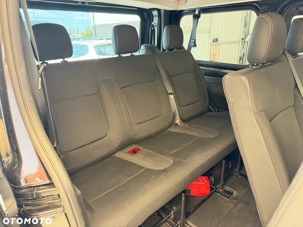 Nissan NV300 - 9