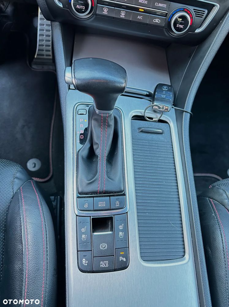 Kia Optima 1.7 CRDI GT Line DCT - 19