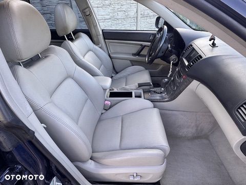 Subaru Legacy 3.0R Automatik Exclusive - 6