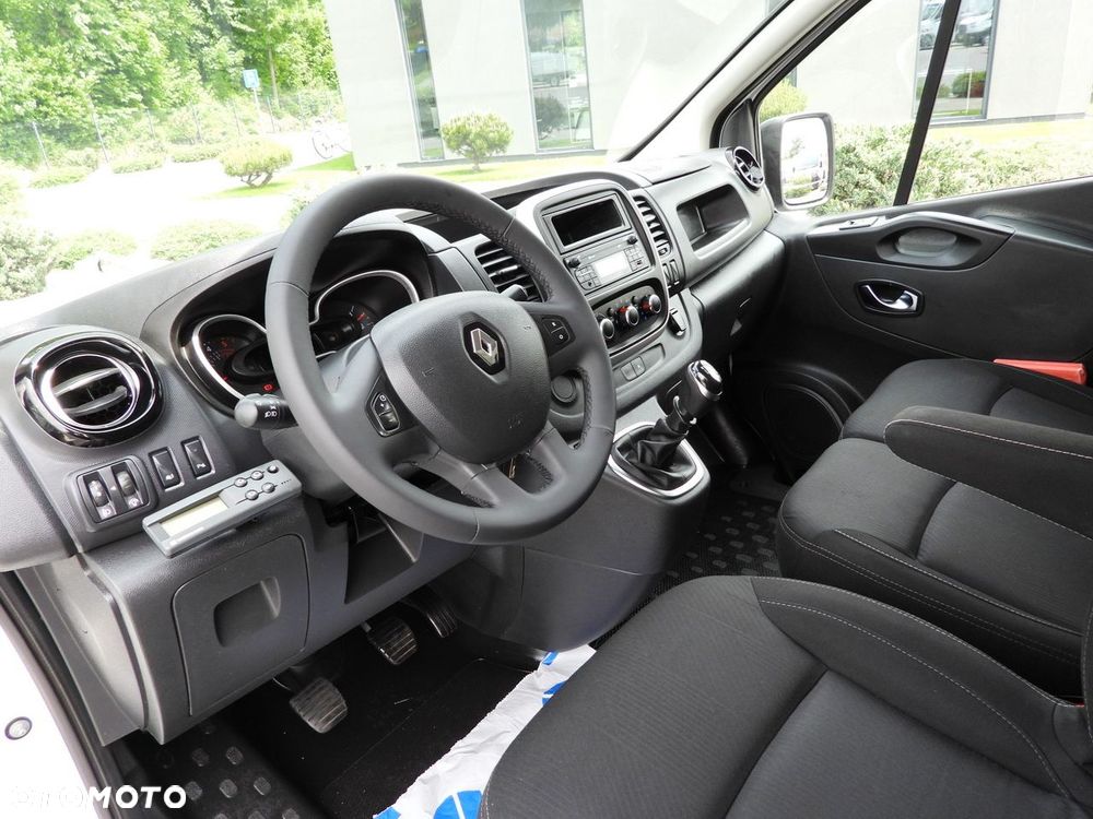 Renault TRAFIC  FURGON CHŁODNIA  0*C TEMPOMAT LEDY KLIMATYZACJA  120KM - 3