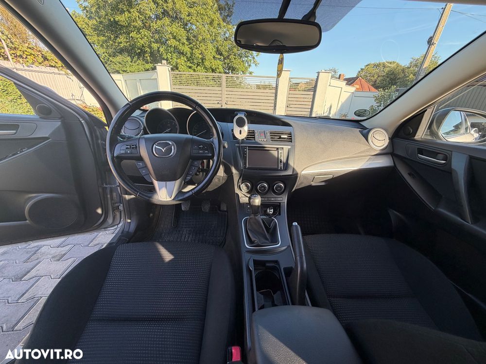 Mazda 3 - 6