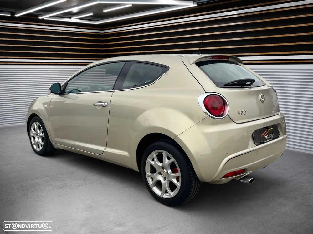 Alfa Romeo MiTo 1.3 JTD Distinctive S&S - 14