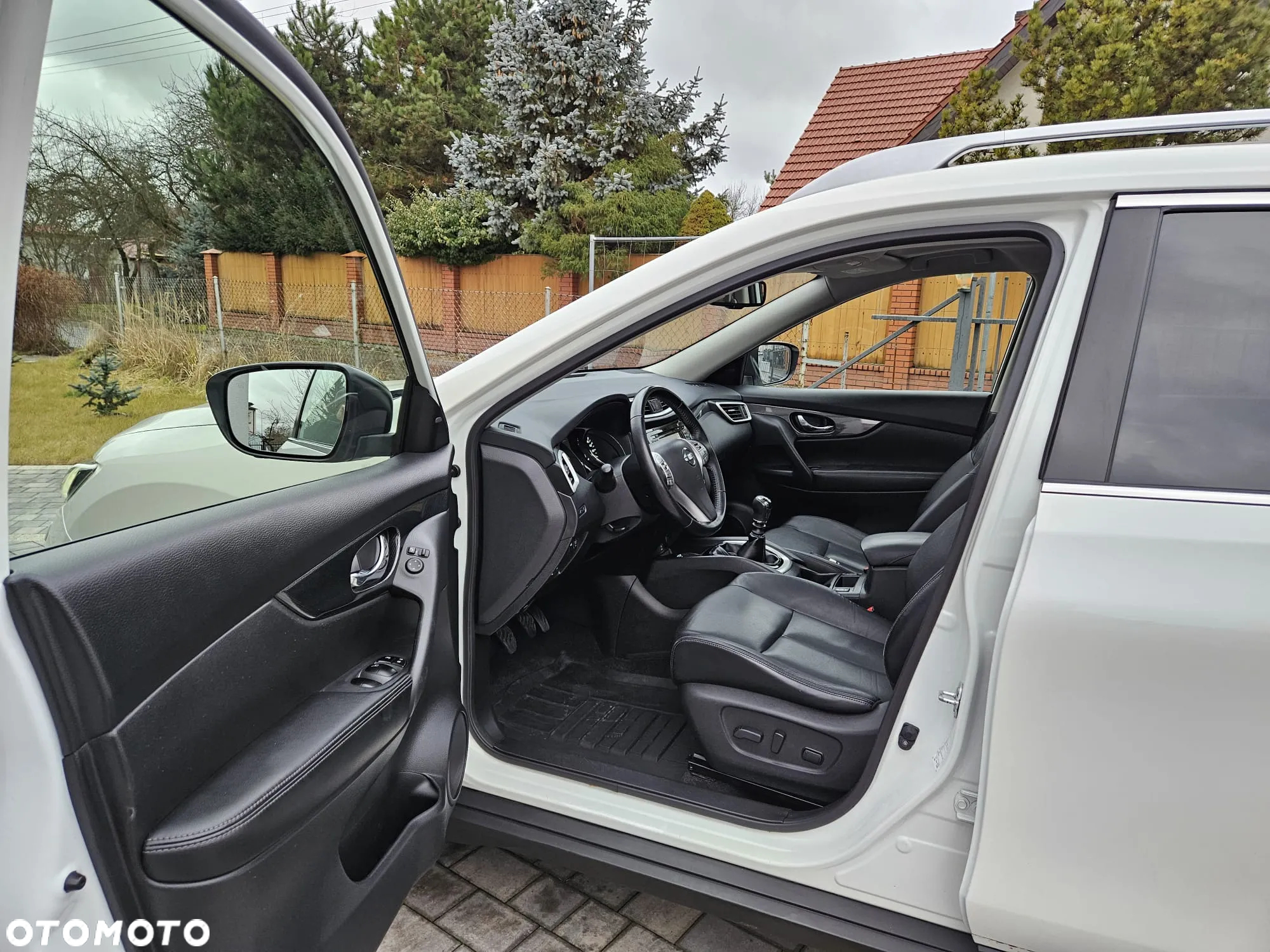 Nissan X-Trail 1.6 DIG-T Tekna 2WD 7os - 10