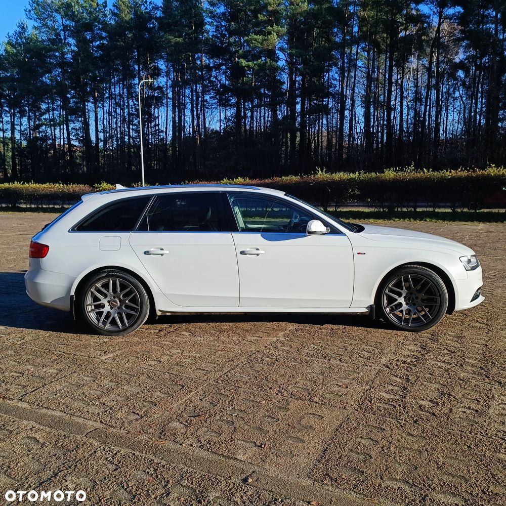 Audi A4 Avant 2.0 TDI DPF quattro S line Sportpaket - 4
