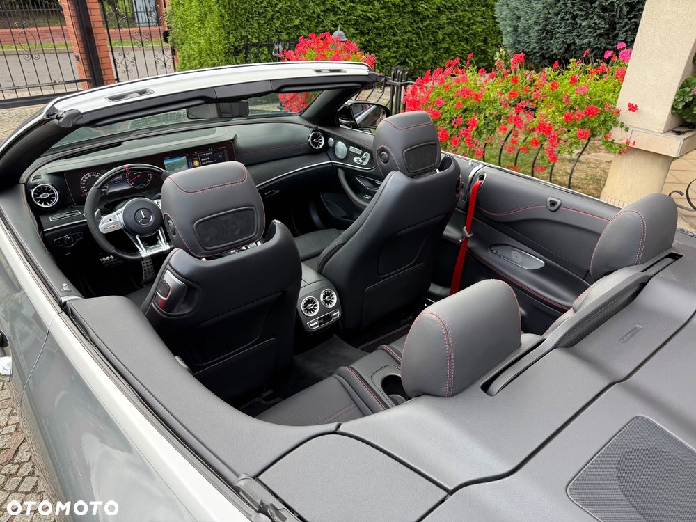 Mercedes-Benz Klasa E AMG 53 Kabriolet 4-Matic+ 9G-TRONIC - 22