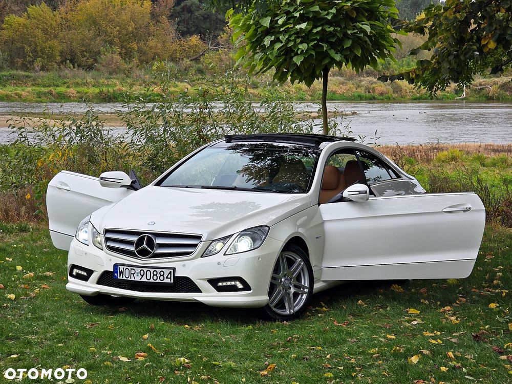 Mercedes-Benz Klasa E 250 Coupe BlueEFFICIENCY 7G-TRONIC Avantgarde - 13