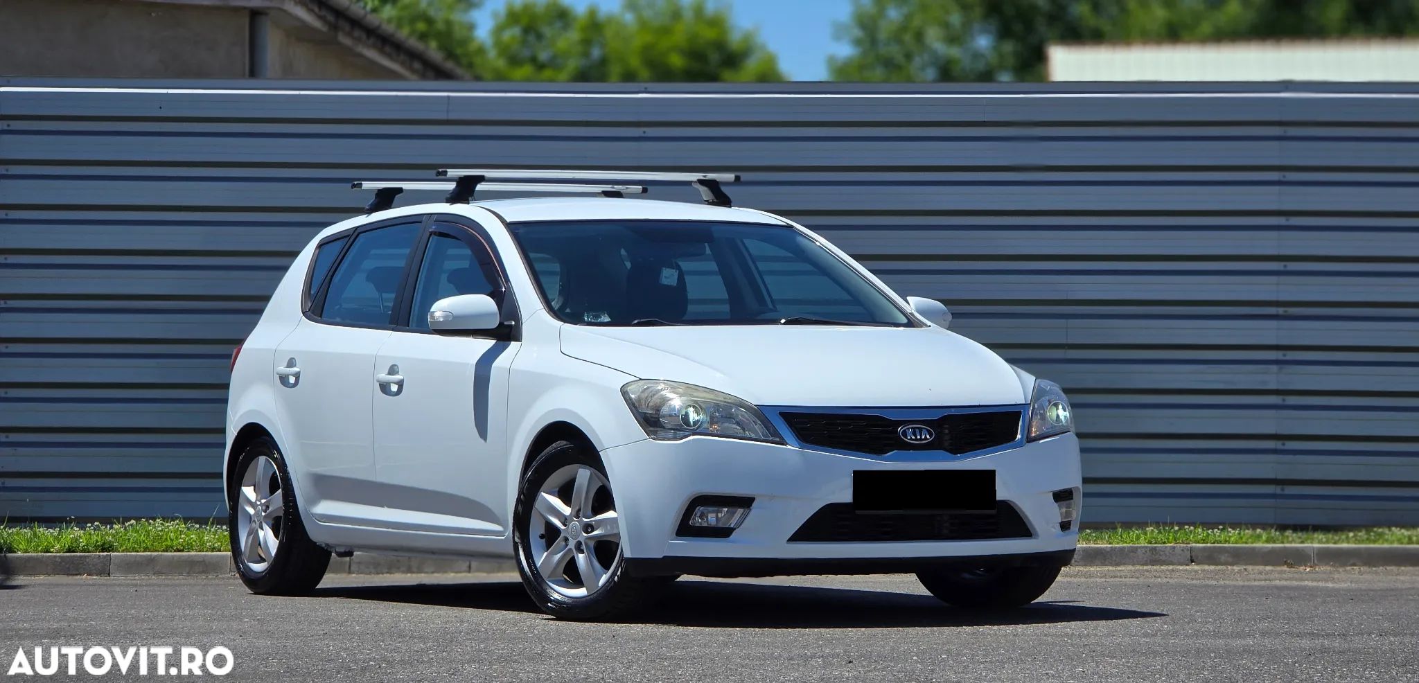 Kia Ceed 1.6 CRDi LX - 1