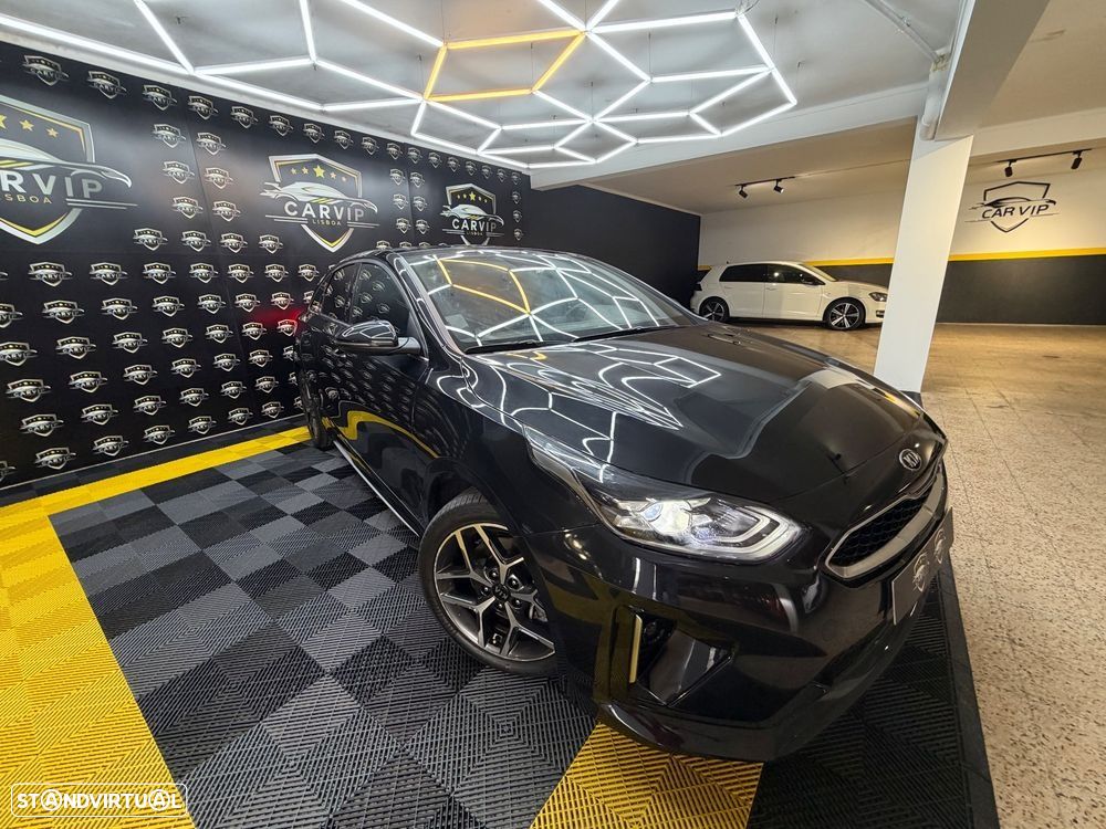 Kia ProCeed - 2