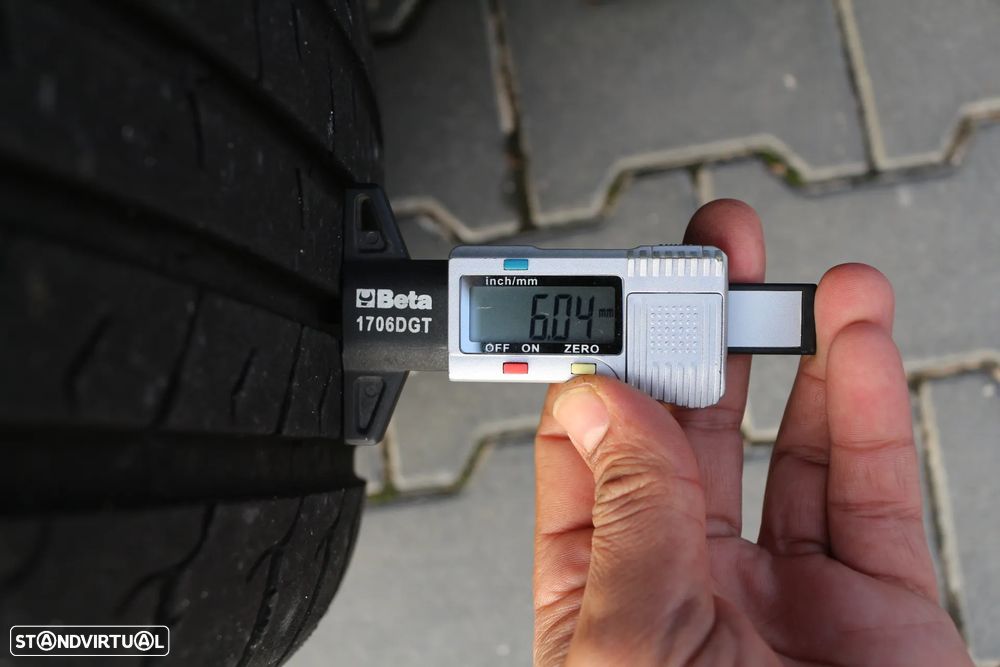 BMW 225 d Coupe Pack M Auto - 33