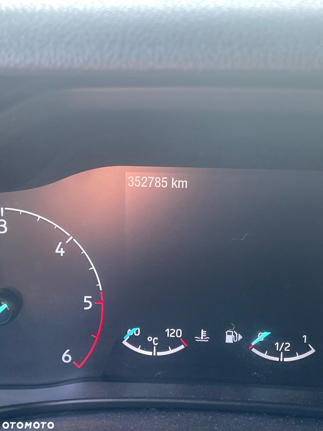 Ford Transit Connect 220 L1 Trend - 10