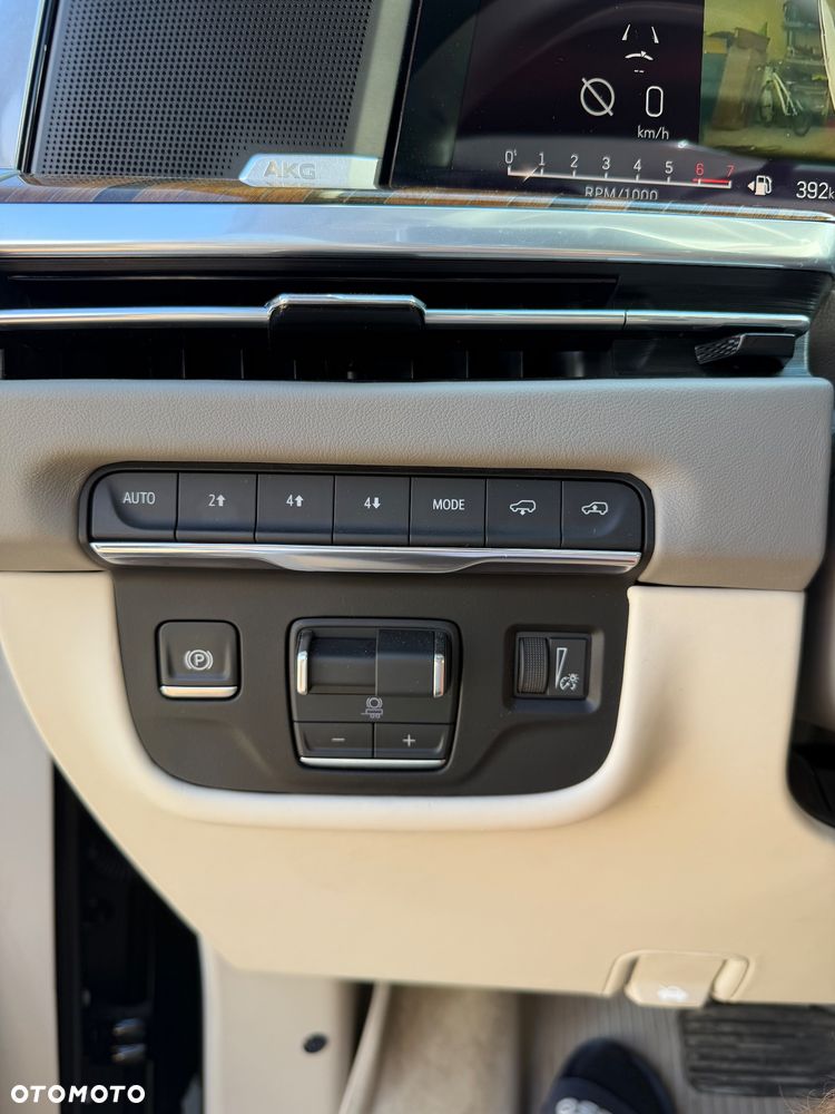 Cadillac Escalade 6.2 V8 AWD AT Platinum - 6