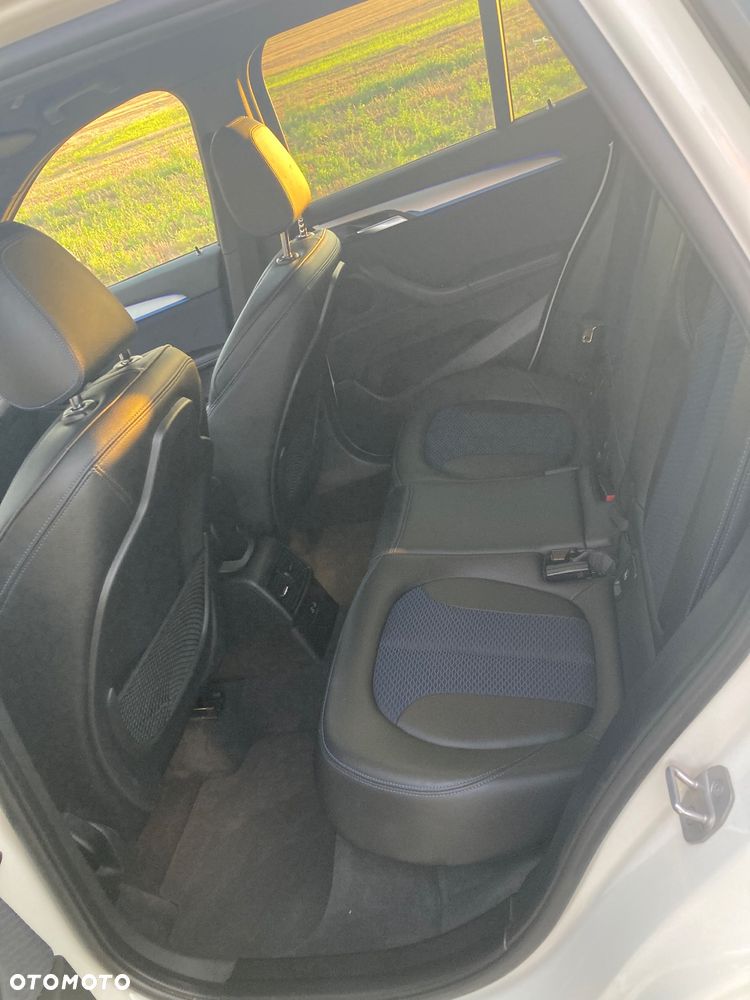 BMW X1 sDrive18d M Sport - 8