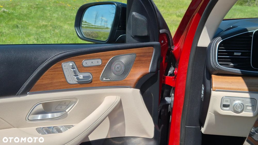 Mercedes-Benz GLE - 37