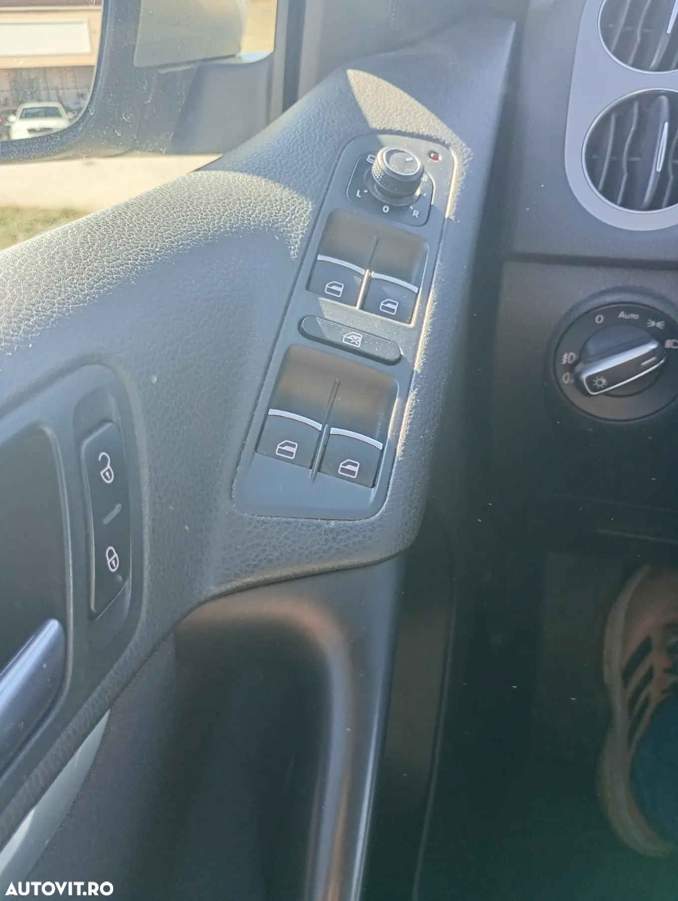 Volkswagen Tiguan 2.0 TDI 4Mot DSG Comfortline - 15