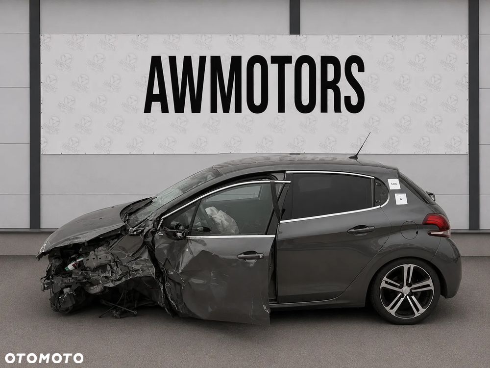 PEUGEOT 208 GT LINE 2017 *SAMOCHÓD NA CZĘŚCI* 5406 KTP - LAKIER SZARY SHARK MASKA, LAMPA, DRZWI, LUSTERKO, ZDERZAK, GRILL, BŁOTNIK, KLAPA, BELKA, DESKA, FOTELE, KANAPA, ĆWIARTKA KIEROWNICA, TARCZE, ZACISKI, ZAWIESZENIE, KOMPLETNY PRZÓD, KOMPLETNY TYŁ, LICZNIK, ZEGARY, PRAWE LEWE PRZÓD TYŁ - 2