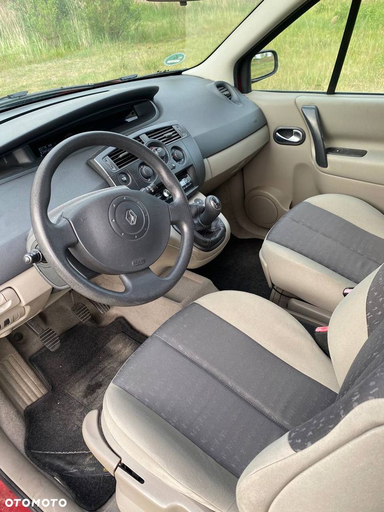 Renault Scenic 1.6 16V Authentique - 6