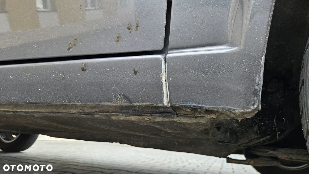 Volkswagen Golf 1.6 GL D - 36