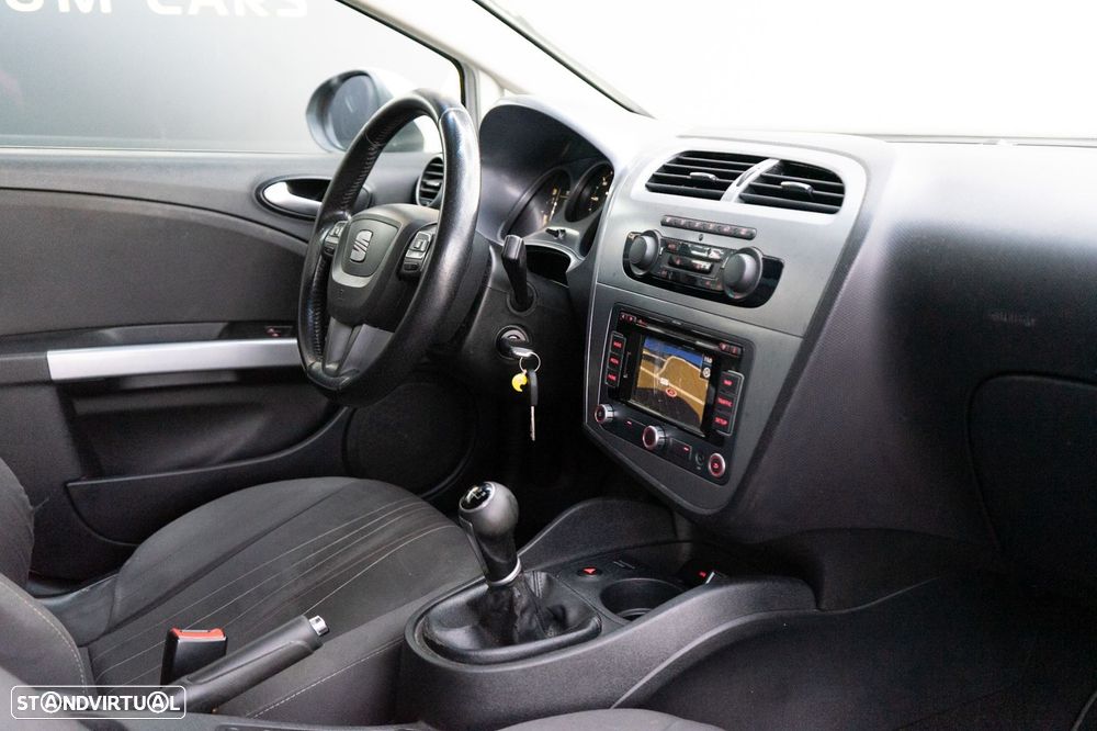 SEAT Leon 1.6 TDI DPF Ecomotive Sport - 6