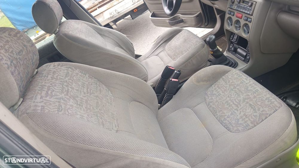 Land Rover Freelander 2.0 di - 4