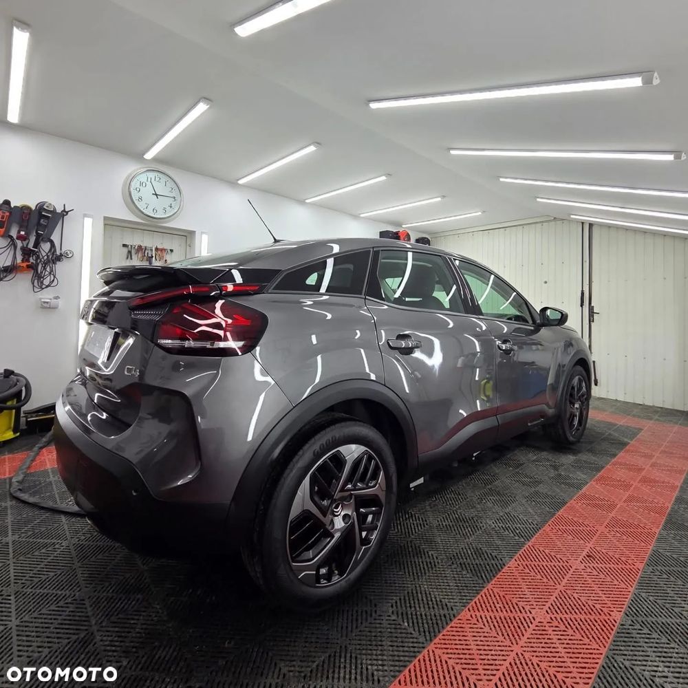 Citroën C4 BlueHDi 130 Stop&Start EAT8 SHINE - 23