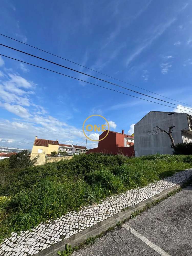 Terreno para construção na Amadora - Grande imagem: 5/15