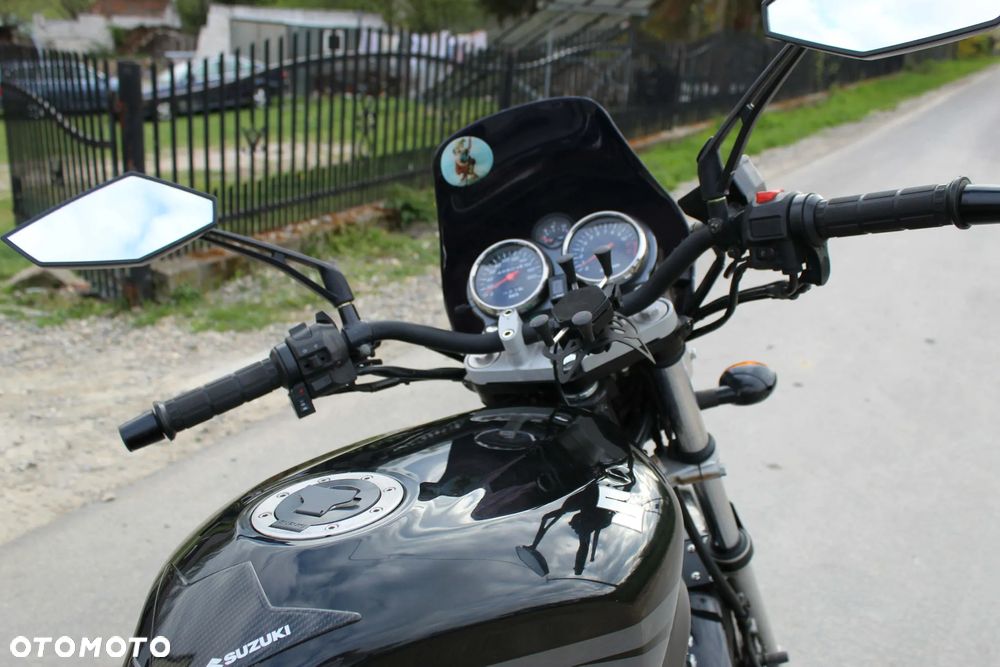 Suzuki GS - 3