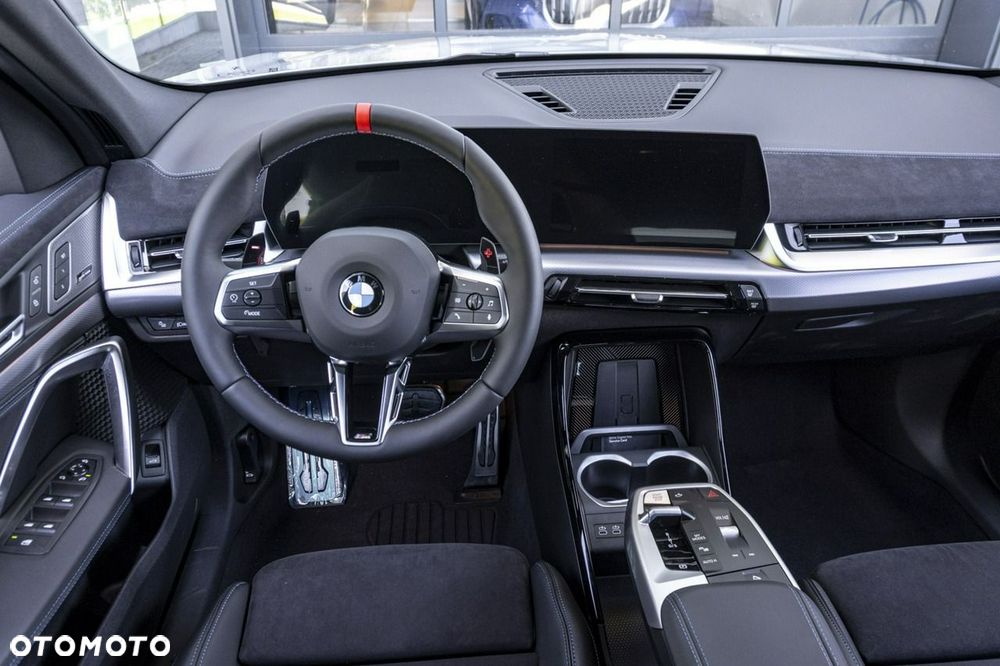 BMW X2 - 18