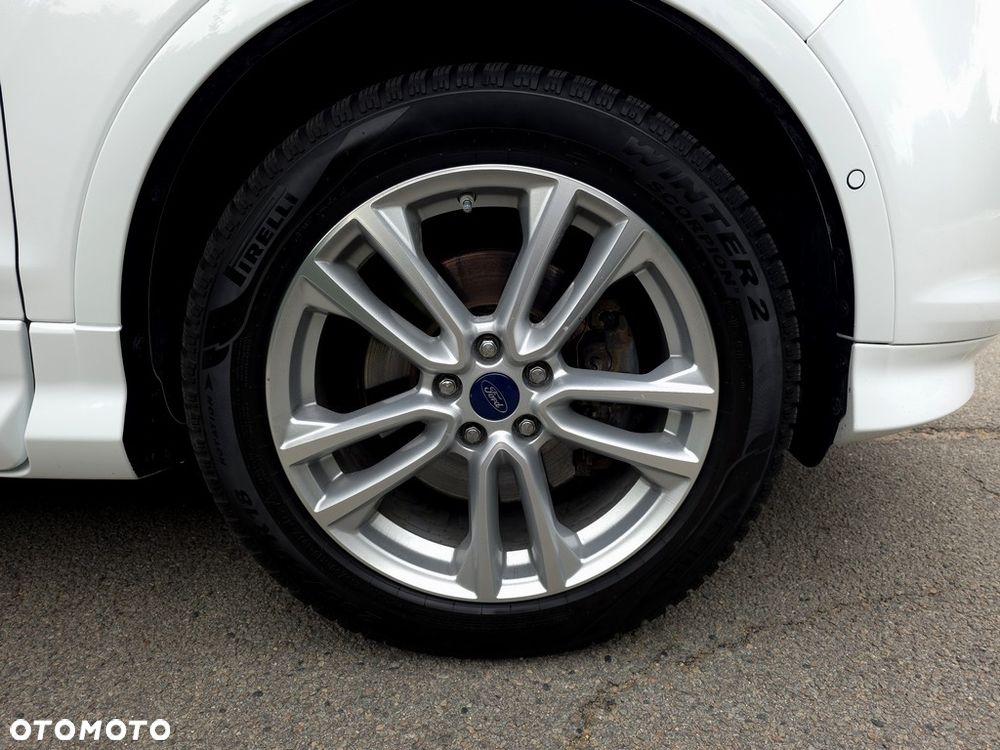 Ford Kuga 2.0 TDCi 4WD Titanium - 27