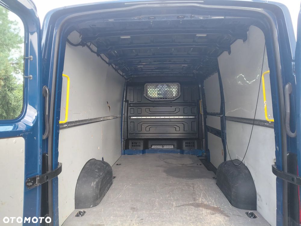 Volkswagen CRAFTER L2H1--2.0 TDI140 - 14
