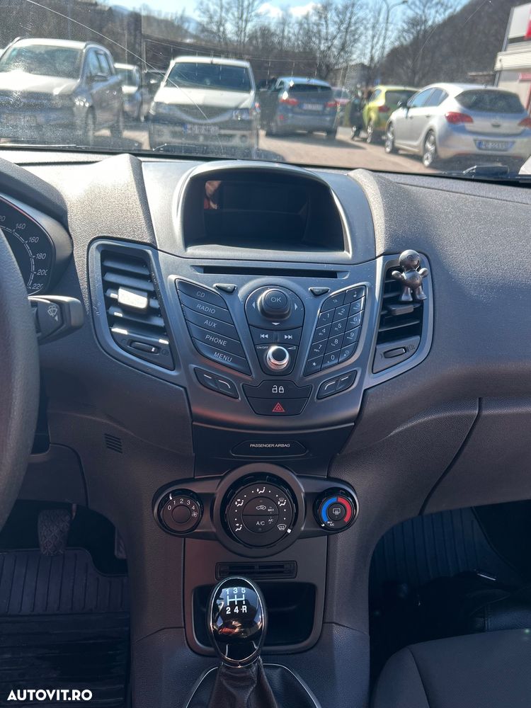 Ford Fiesta 1.5 TDCi DPF Trend - 27