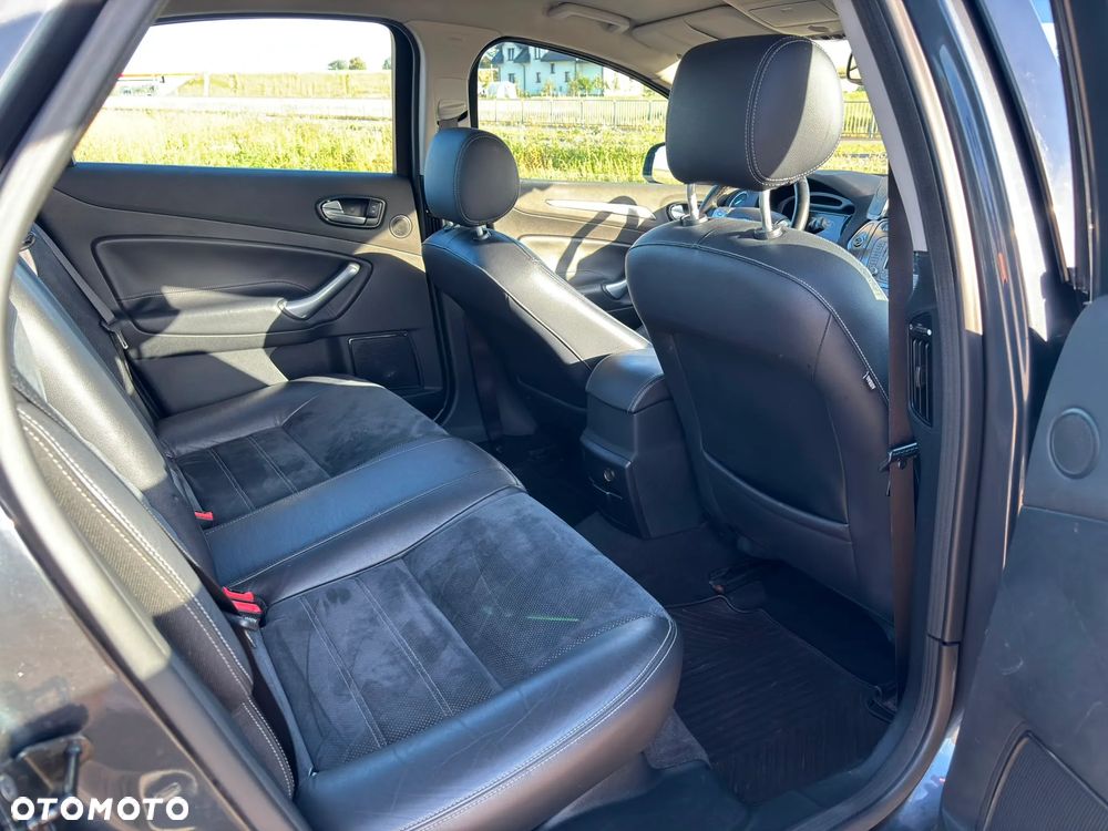 Ford Mondeo 2.0 Titanium - 21