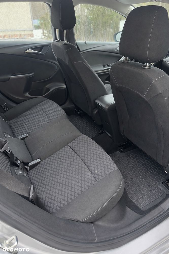 Opel Astra 1.6 CDTI Sport - 25