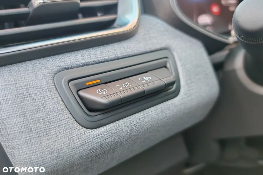 Renault Clio 1.0 TCe Evolution - 19